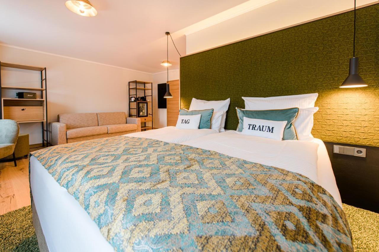 Weinhotel Freylich Zahn フライブルク エクステリア 写真