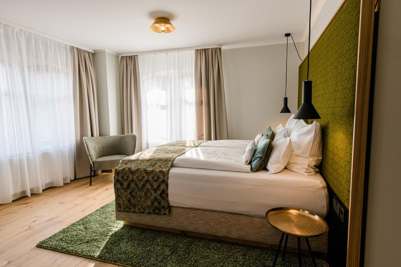 Weinhotel Freylich Zahn フライブルク エクステリア 写真