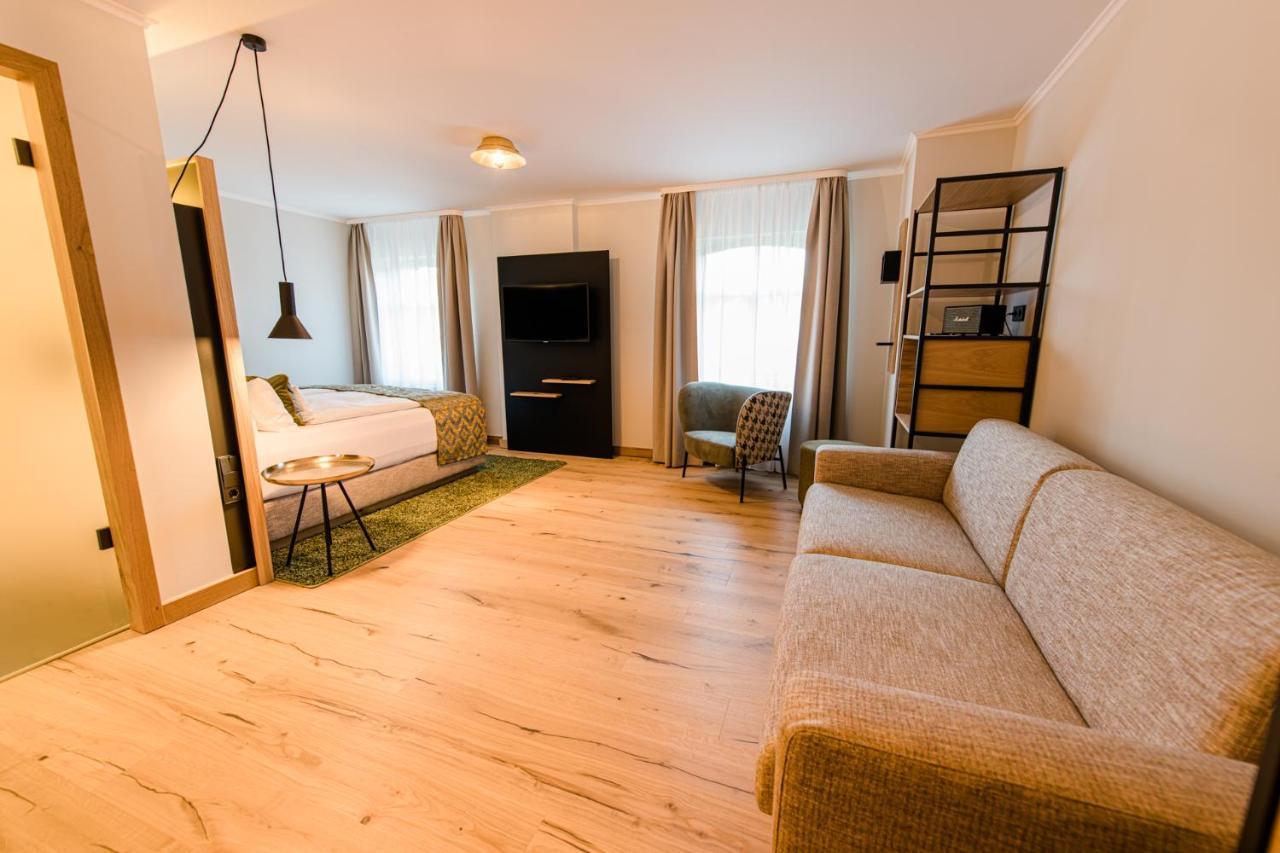 Weinhotel Freylich Zahn フライブルク エクステリア 写真