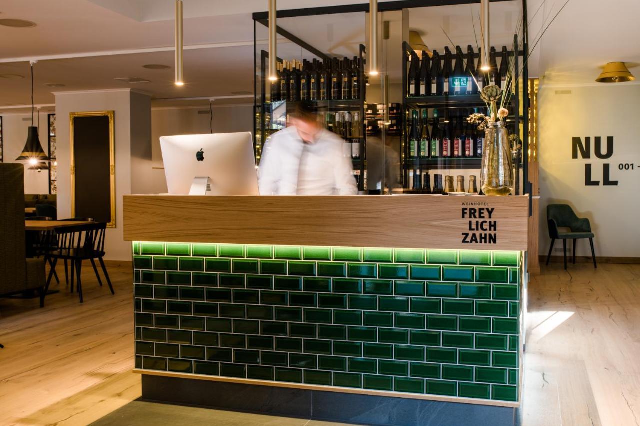 Weinhotel Freylich Zahn フライブルク エクステリア 写真