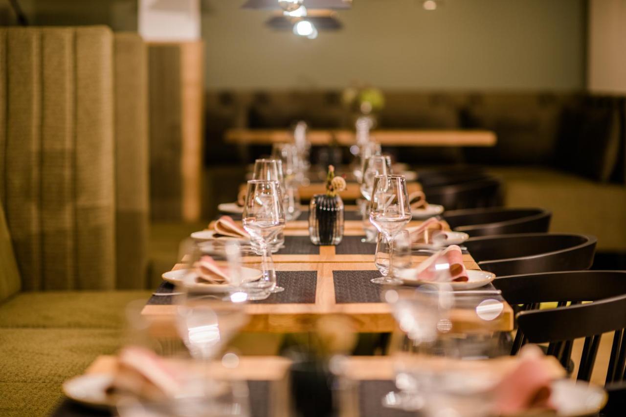 Weinhotel Freylich Zahn フライブルク エクステリア 写真