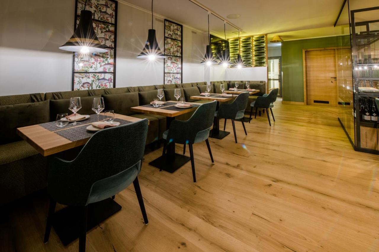 Weinhotel Freylich Zahn フライブルク エクステリア 写真