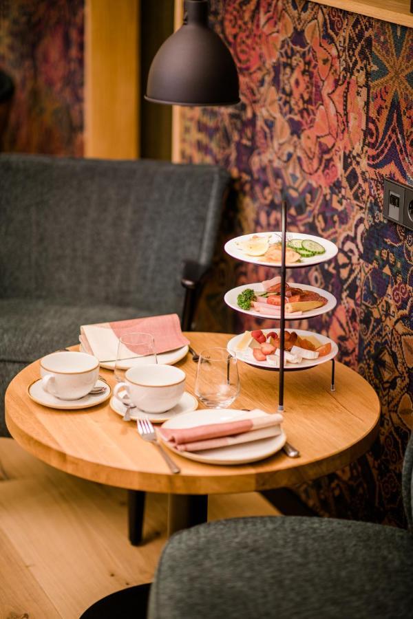 Weinhotel Freylich Zahn フライブルク エクステリア 写真