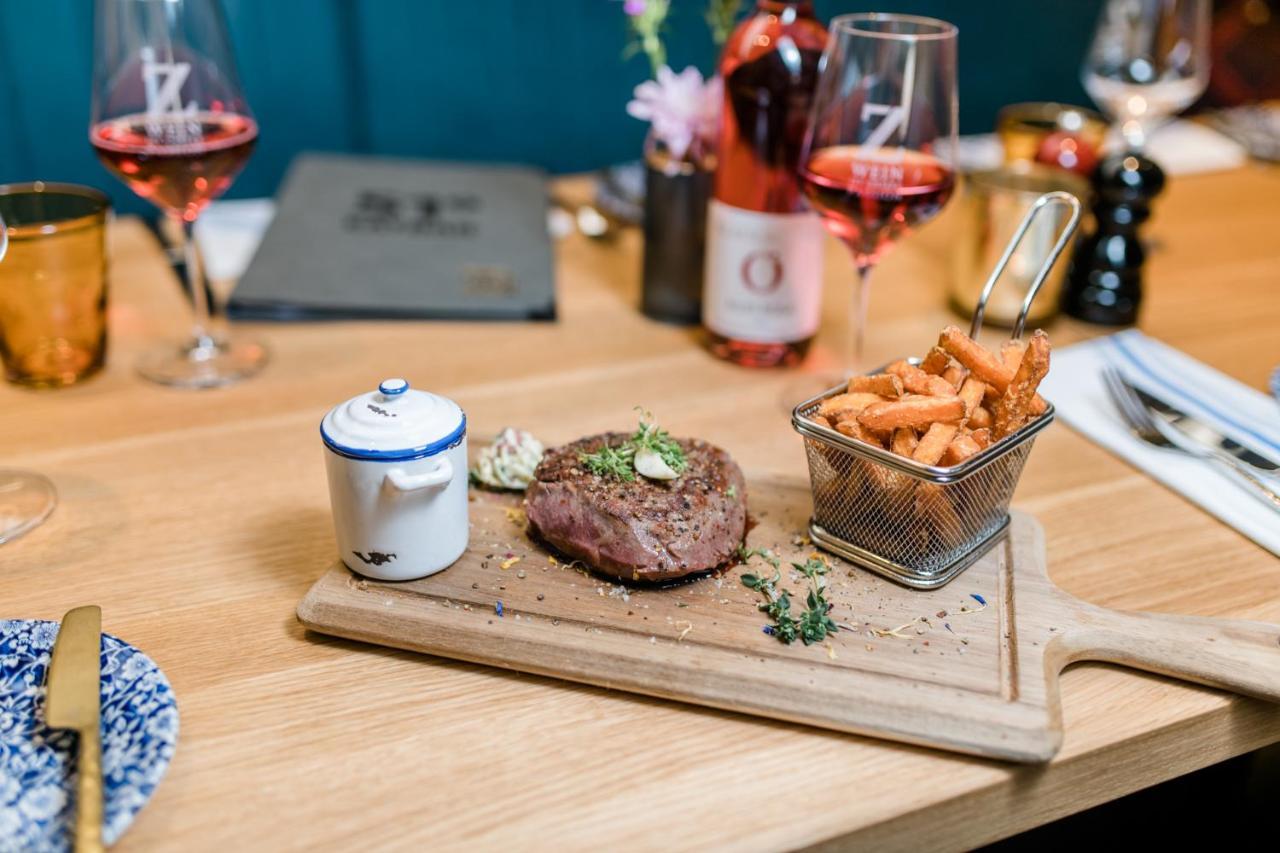 Weinhotel Freylich Zahn フライブルク エクステリア 写真
